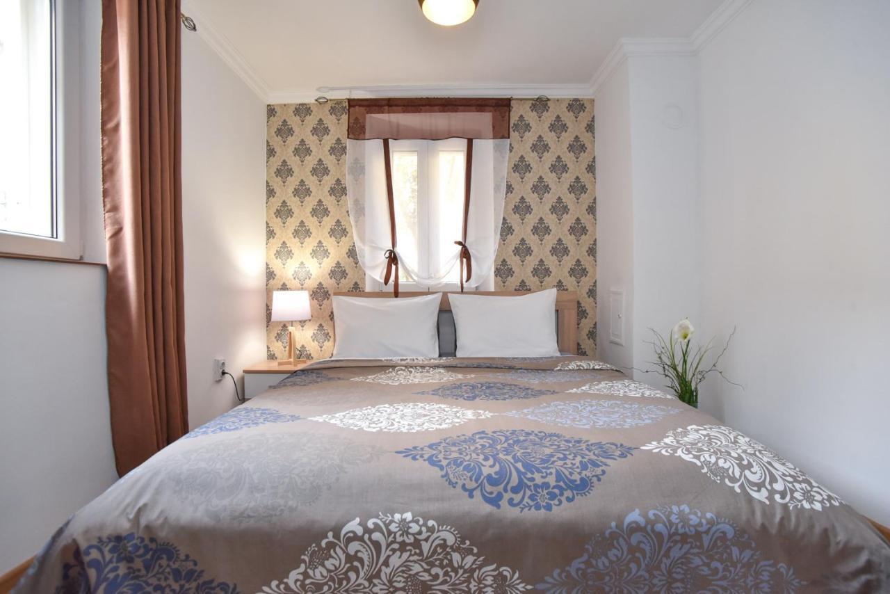 Palm Square Apartment 2 บุดวา ภายนอก รูปภาพ
